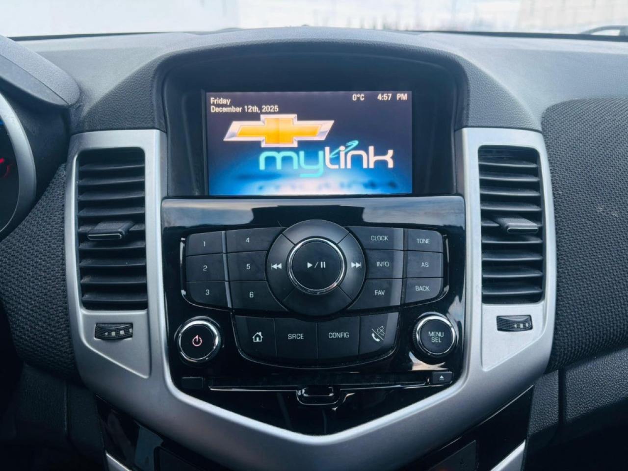 2016 Chevrolet Cruze Limited 1LT Auto 4dr Sedan Automatic Photo