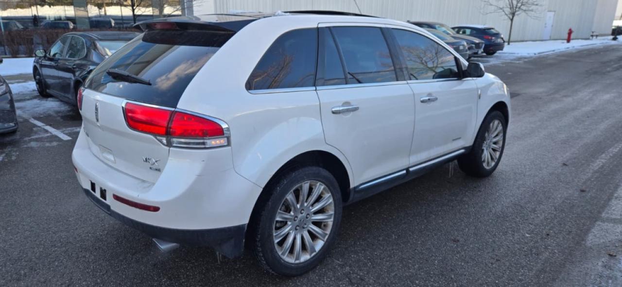 2011 Lincoln MKX Base 4dr All-wheel Drive Automatic Photo