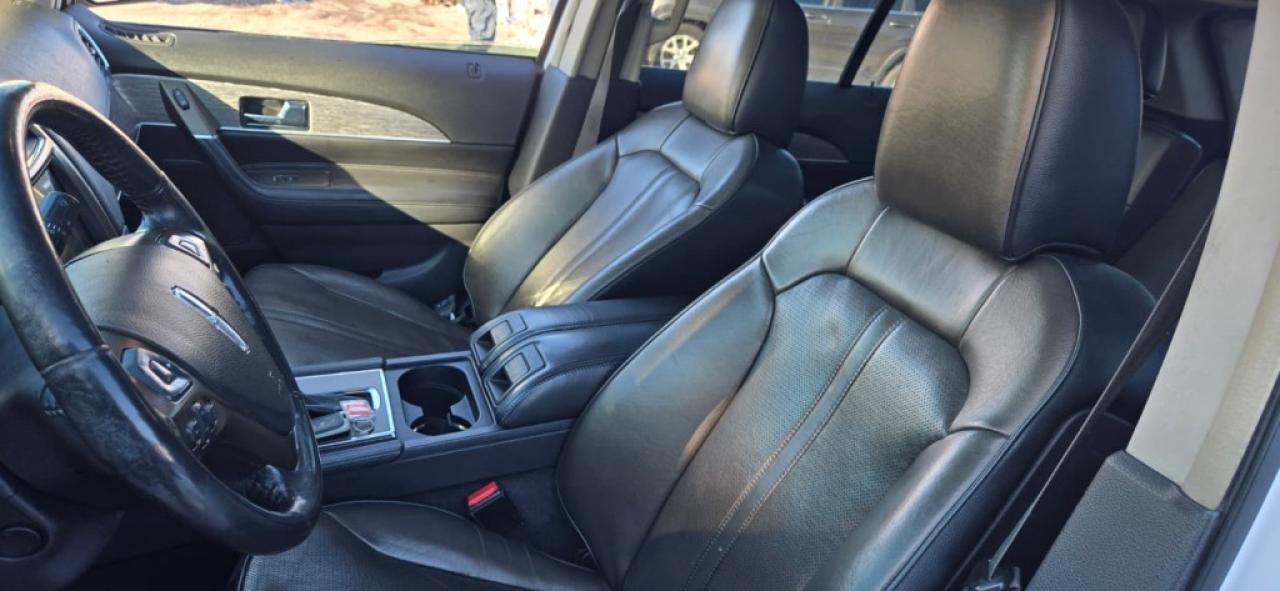 2011 Lincoln MKX Base 4dr All-wheel Drive Automatic Photo