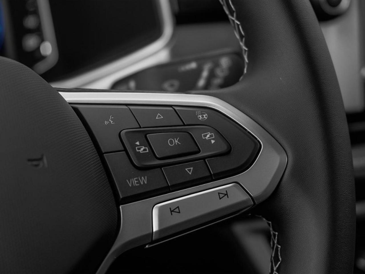 2025 Volkswagen Taos Highline  - Cooled Seats Photo