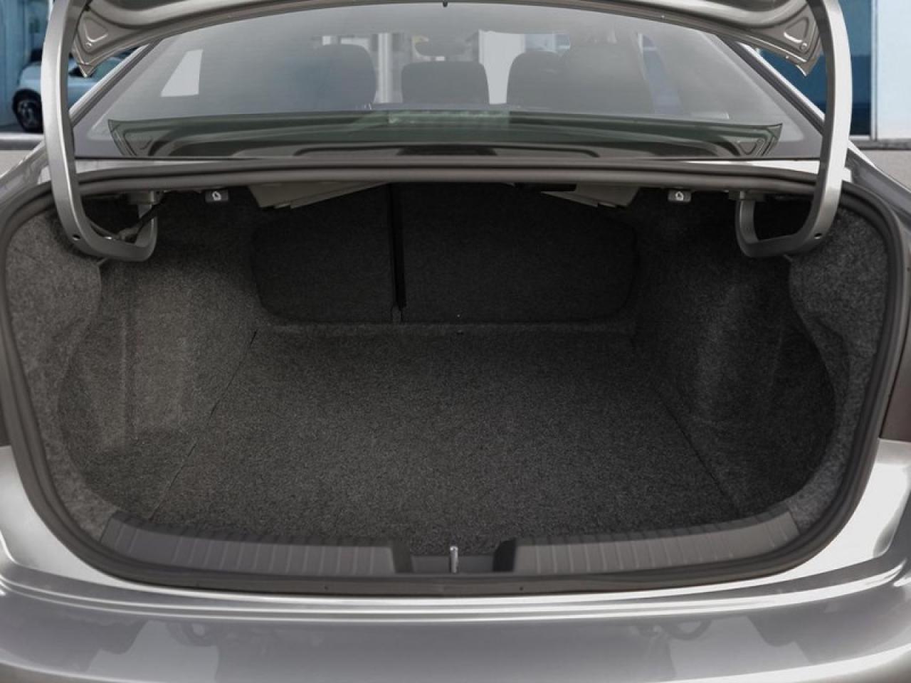 2025 Volkswagen Jetta Comfortline  -  Remote Start Photo