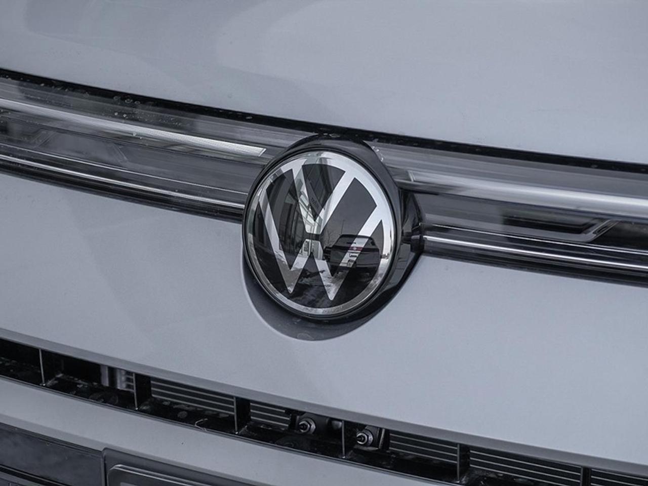 2025 Volkswagen Taos Highline  - Cooled Seats Photo