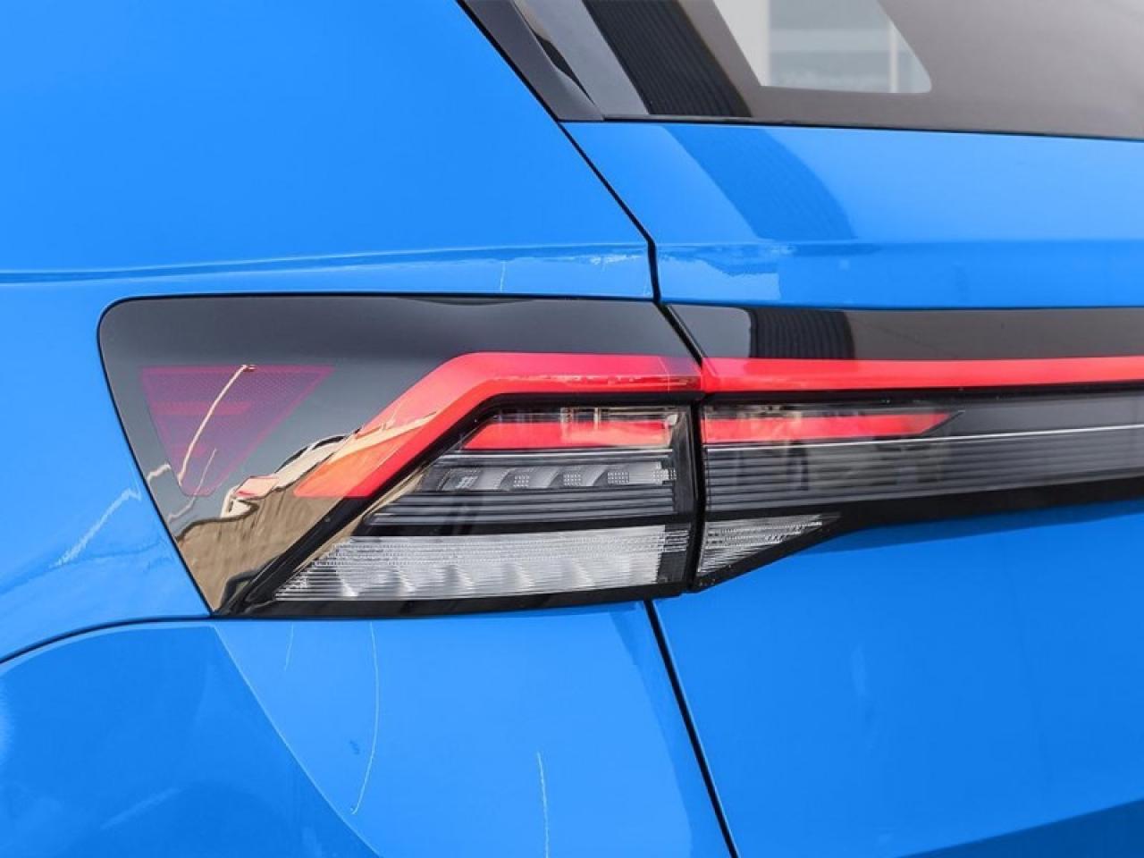 2025 Volkswagen Taos Highline  - Leather Seats Photo