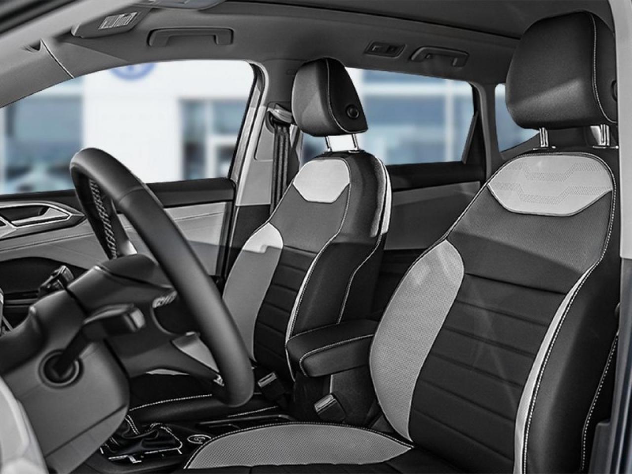 2025 Volkswagen Taos Highline  - Leather Seats Photo
