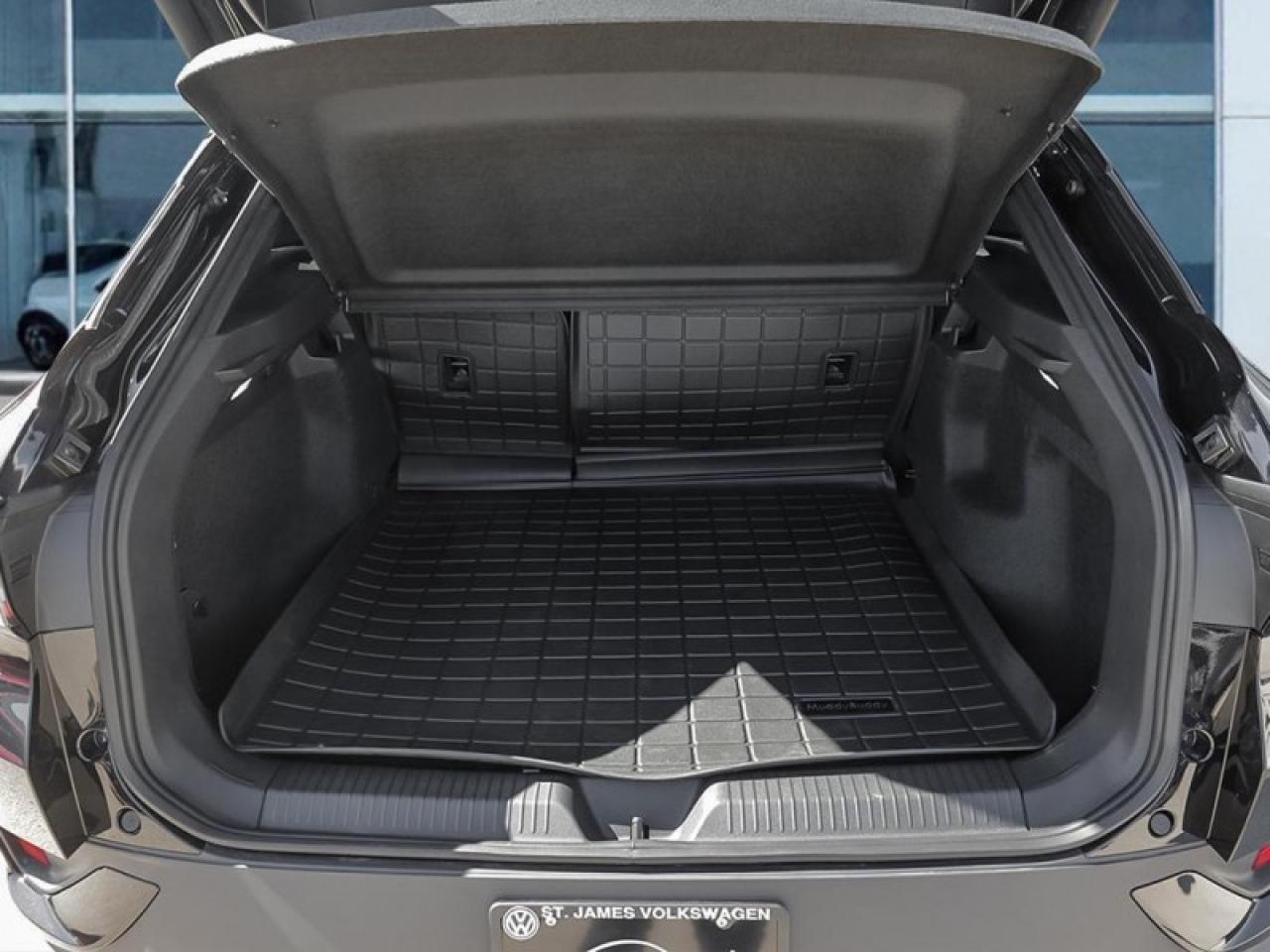 2025 Volkswagen ID.4 Pro S AWD  - Low Mileage Photo