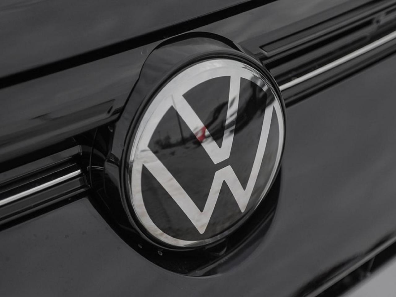 2026 Volkswagen Taos Trendline 4MOTION  - Heated Seats Photo