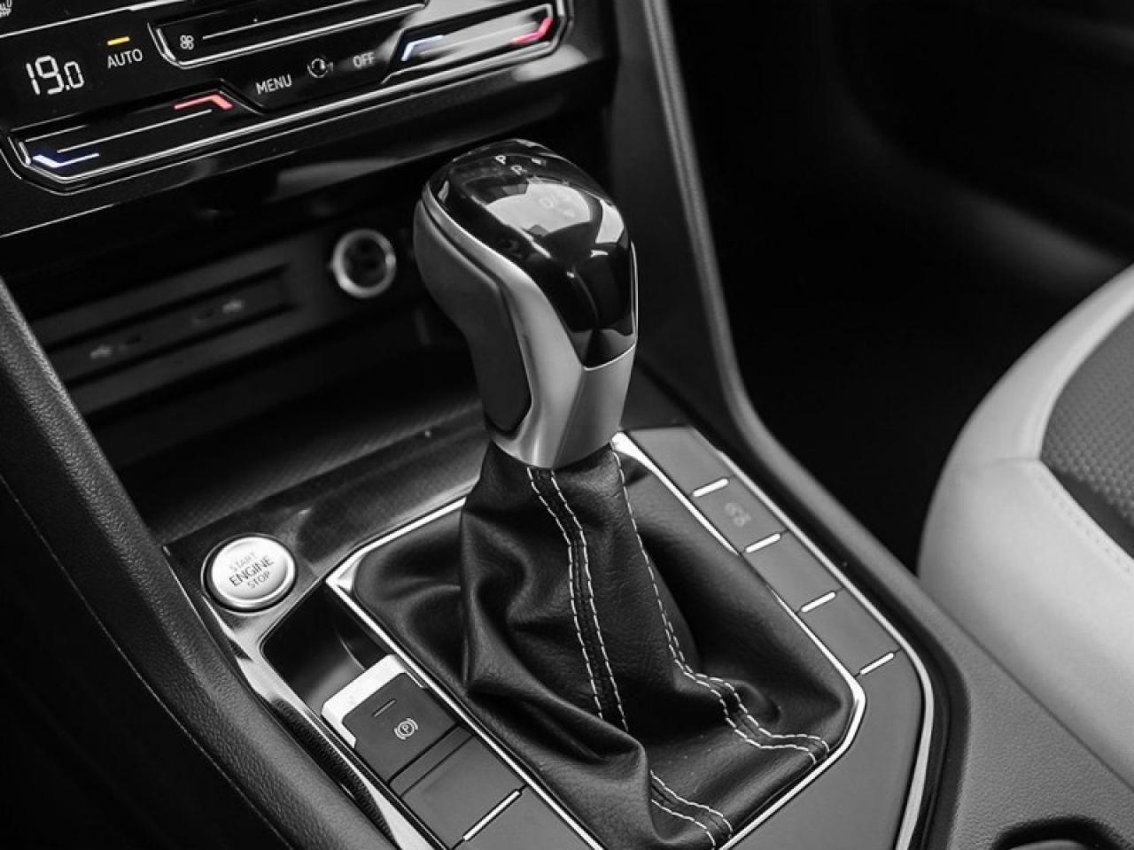 2026 Volkswagen Taos Trendline 4MOTION  - Heated Seats Photo