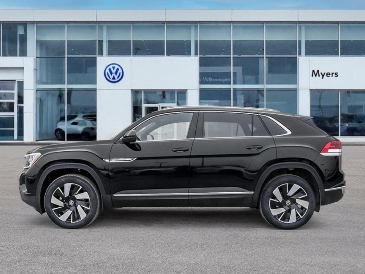 2026 Volkswagen Atlas Cross Sport Highline  - Low Mileage Photo2