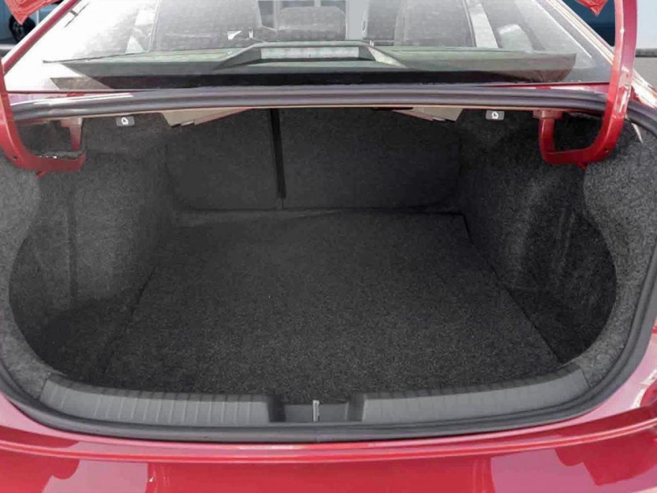 2026 Volkswagen Jetta Comfortline  - Sport Package Photo