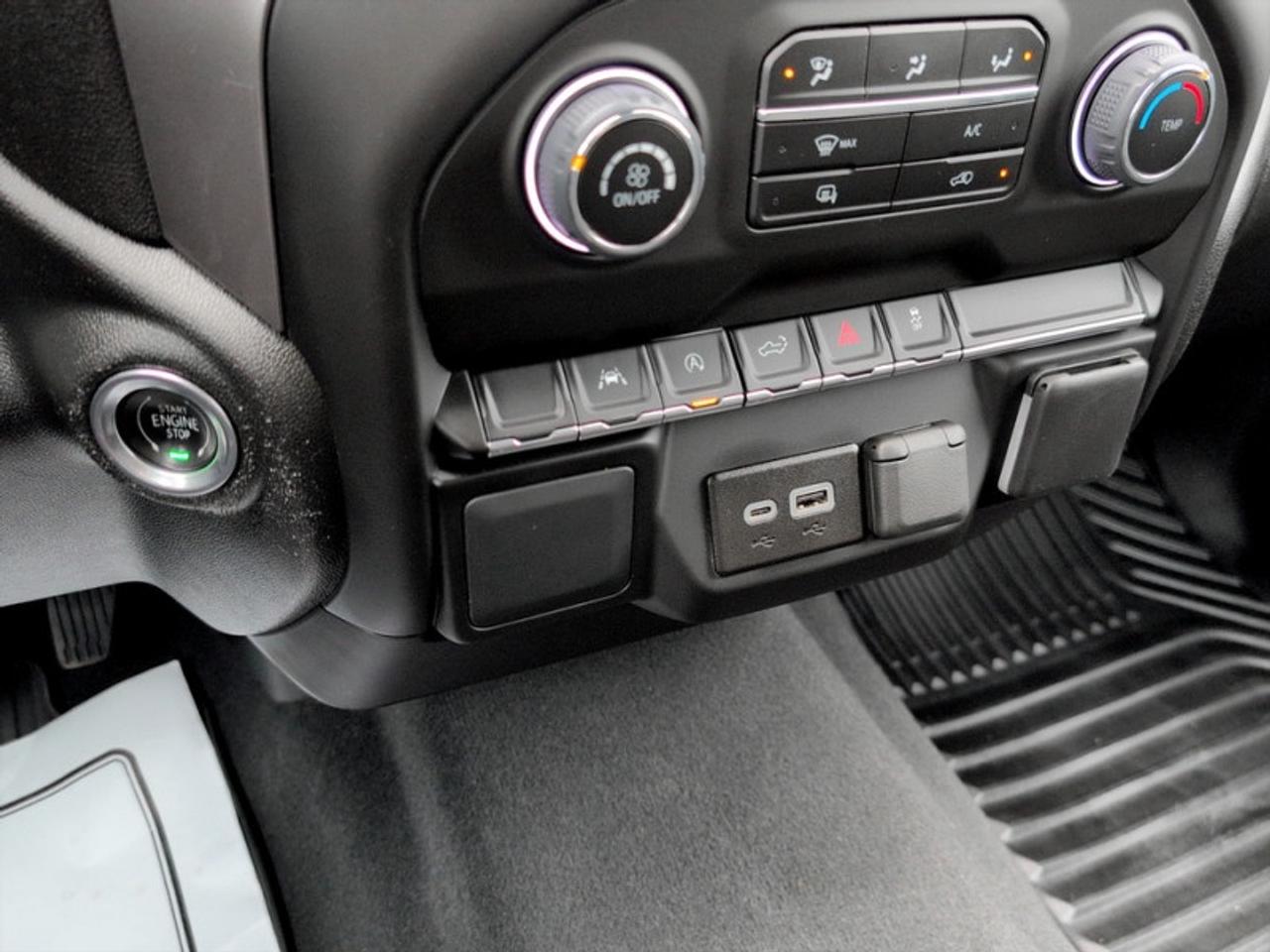 2023 Chevrolet Silverado 1500 Work Truck  **5.3L V8 - CREW CAB** Photo