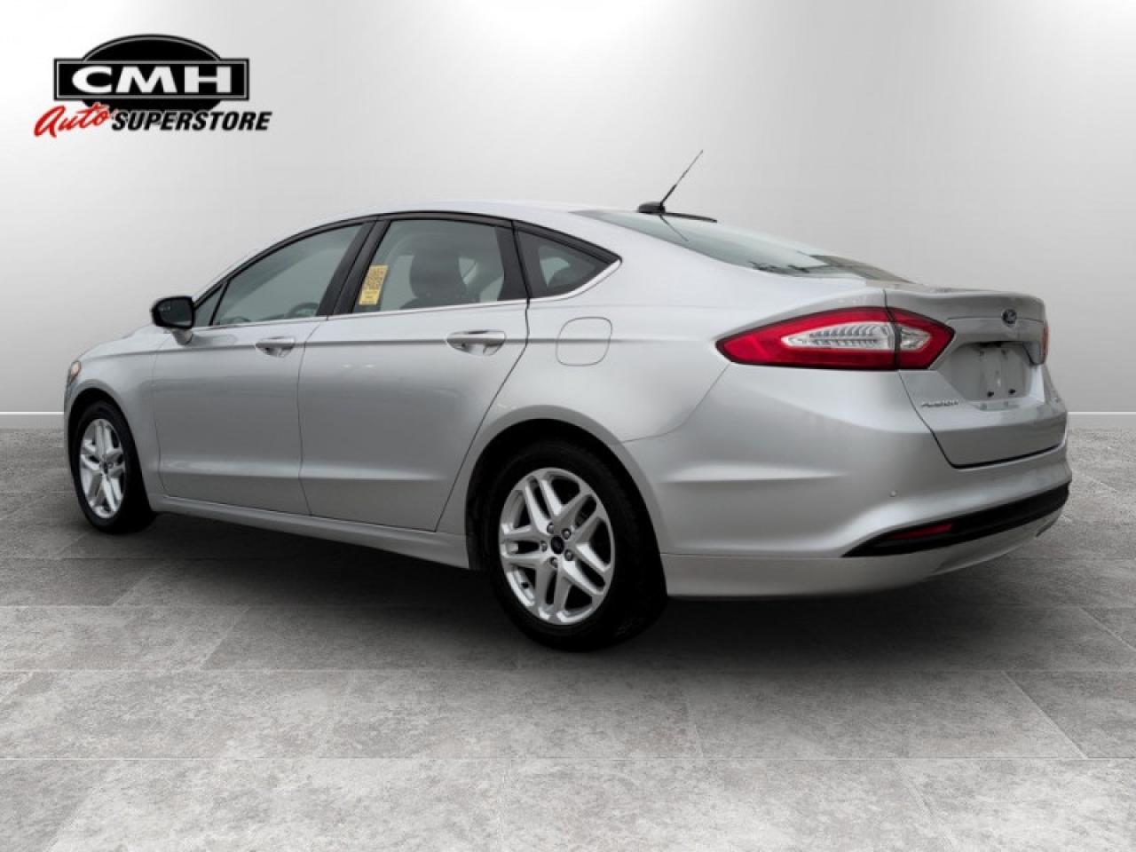 2016 Ford Fusion SE w/Tech Pkg  **TECH/MY FORD TOUCH PKG** Photo2