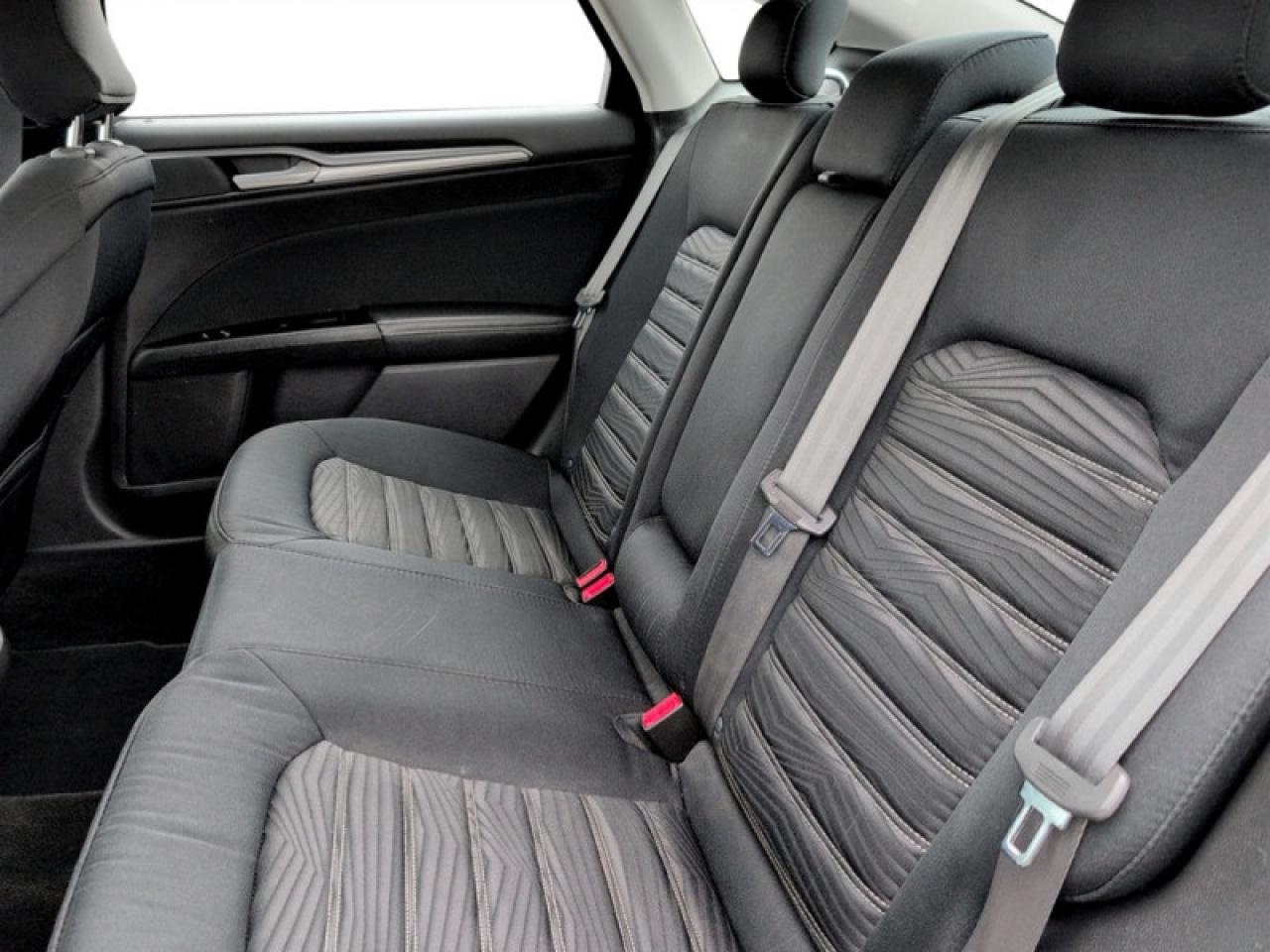 2016 Ford Fusion SE w/Tech Pkg  **TECH/MY FORD TOUCH PKG** Photo