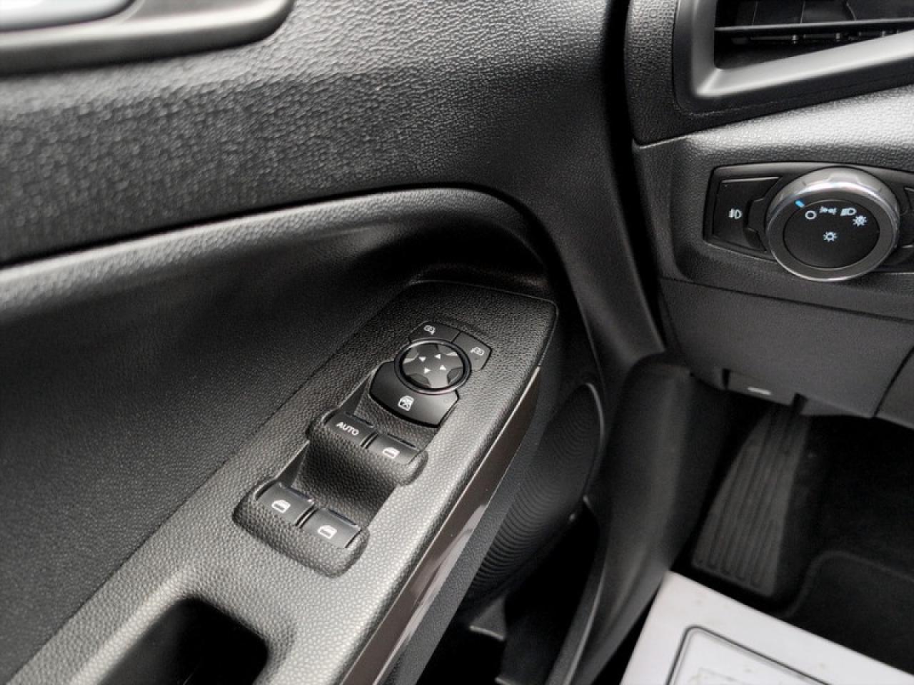 2019 Ford EcoSport SE  **SUNROOF - 20 SERVICE RECS.** Photo