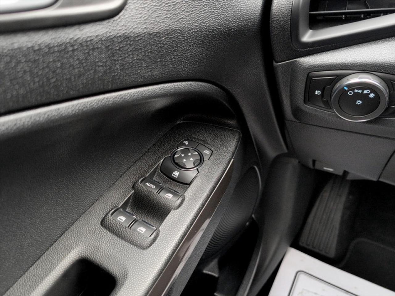 2019 Ford EcoSport SE  **SUNROOF - 20 SERVICE RECS.** Photo