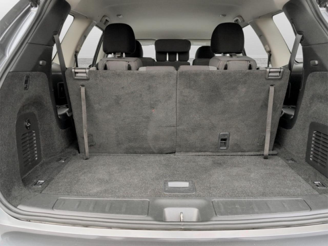 2019 Nissan Pathfinder S  **22 SERVICE RECORDS** Photo