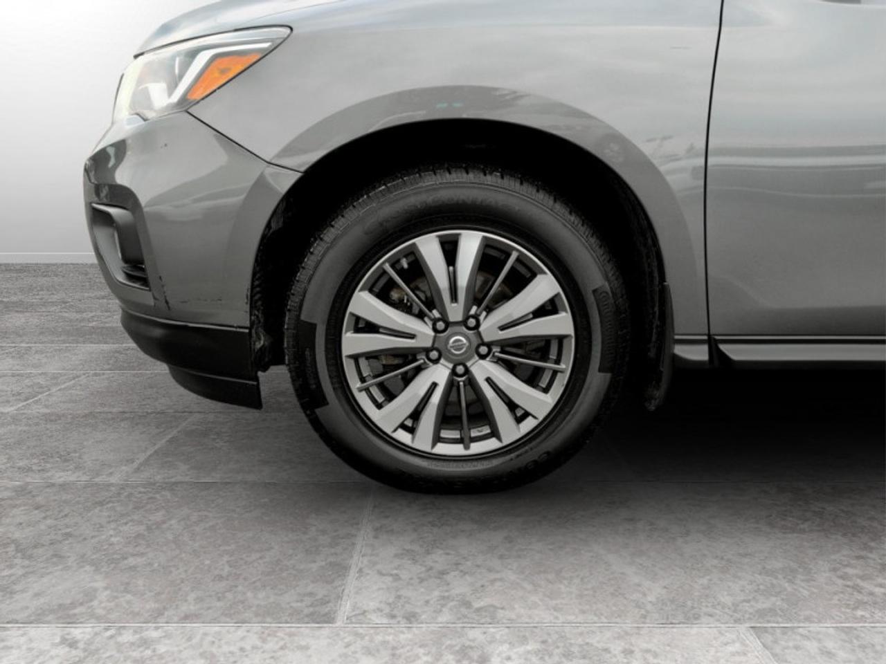 2019 Nissan Pathfinder S  **22 SERVICE RECORDS** Photo