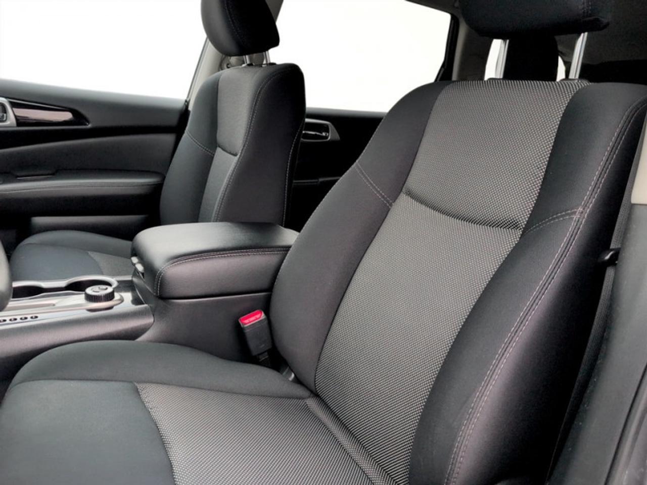 2019 Nissan Pathfinder S  **22 SERVICE RECORDS** Photo