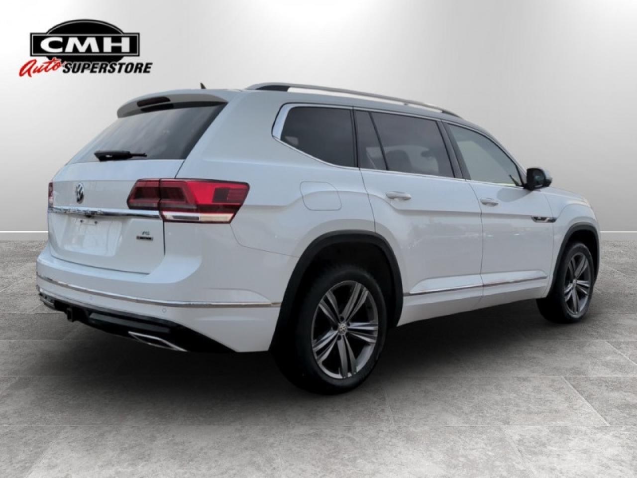 2019 Volkswagen Atlas Execline R-line  **R-LINE PKG** Photo