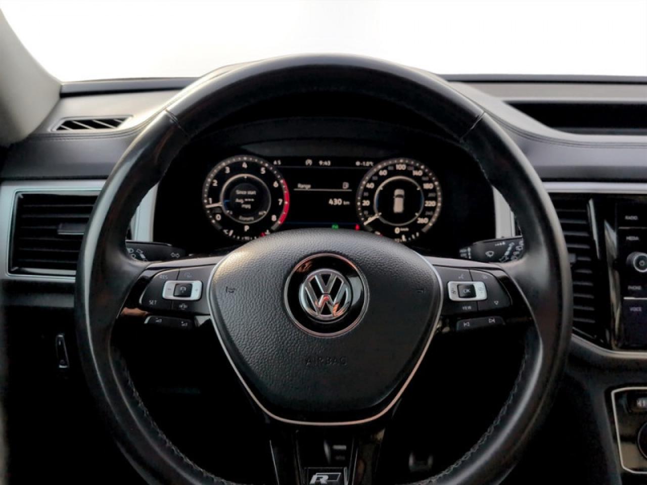 2019 Volkswagen Atlas Execline R-line  **R-LINE PKG** Photo