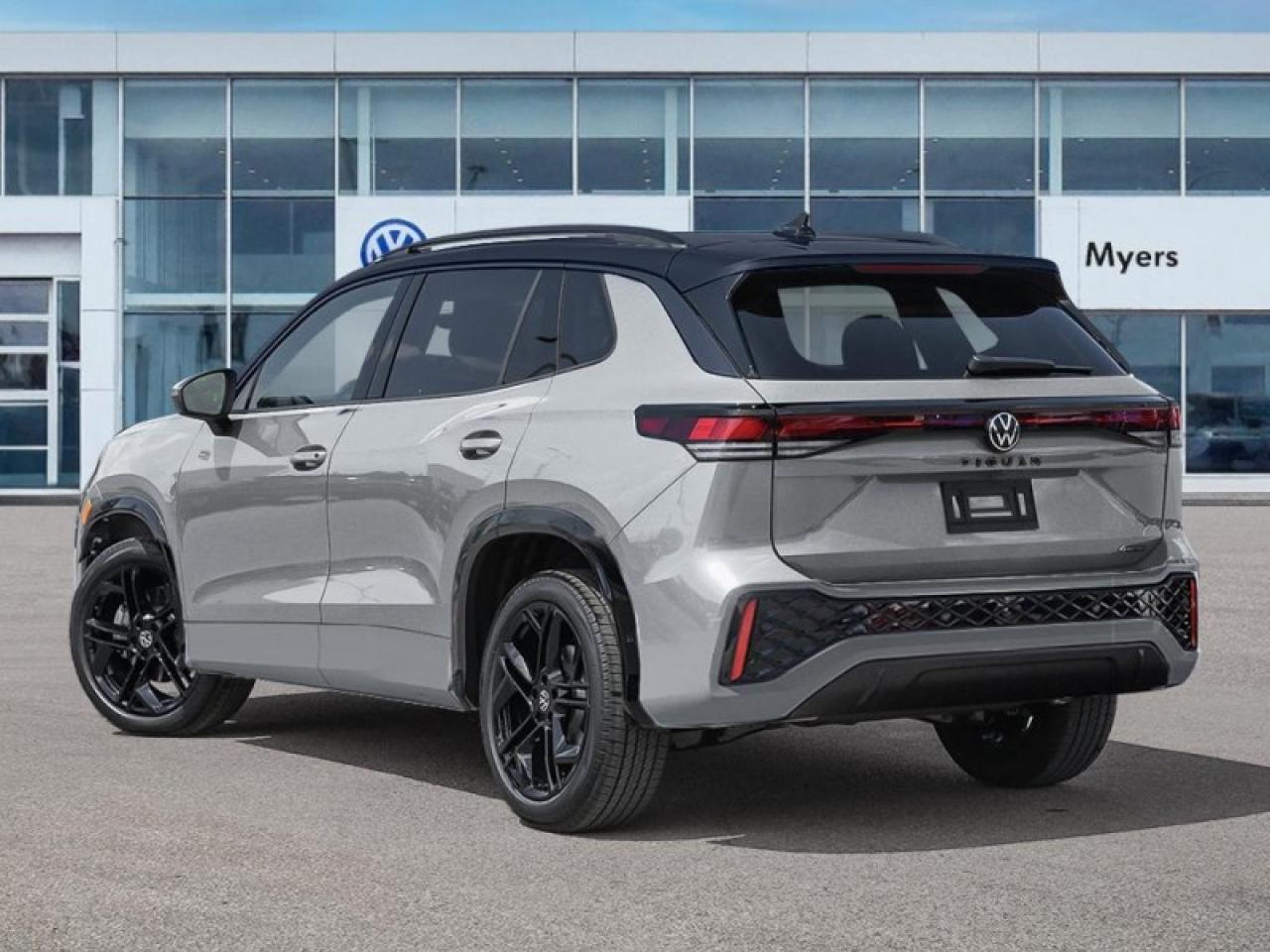 2026 Volkswagen Tiguan Comfortline R-Line Black Edition Photo