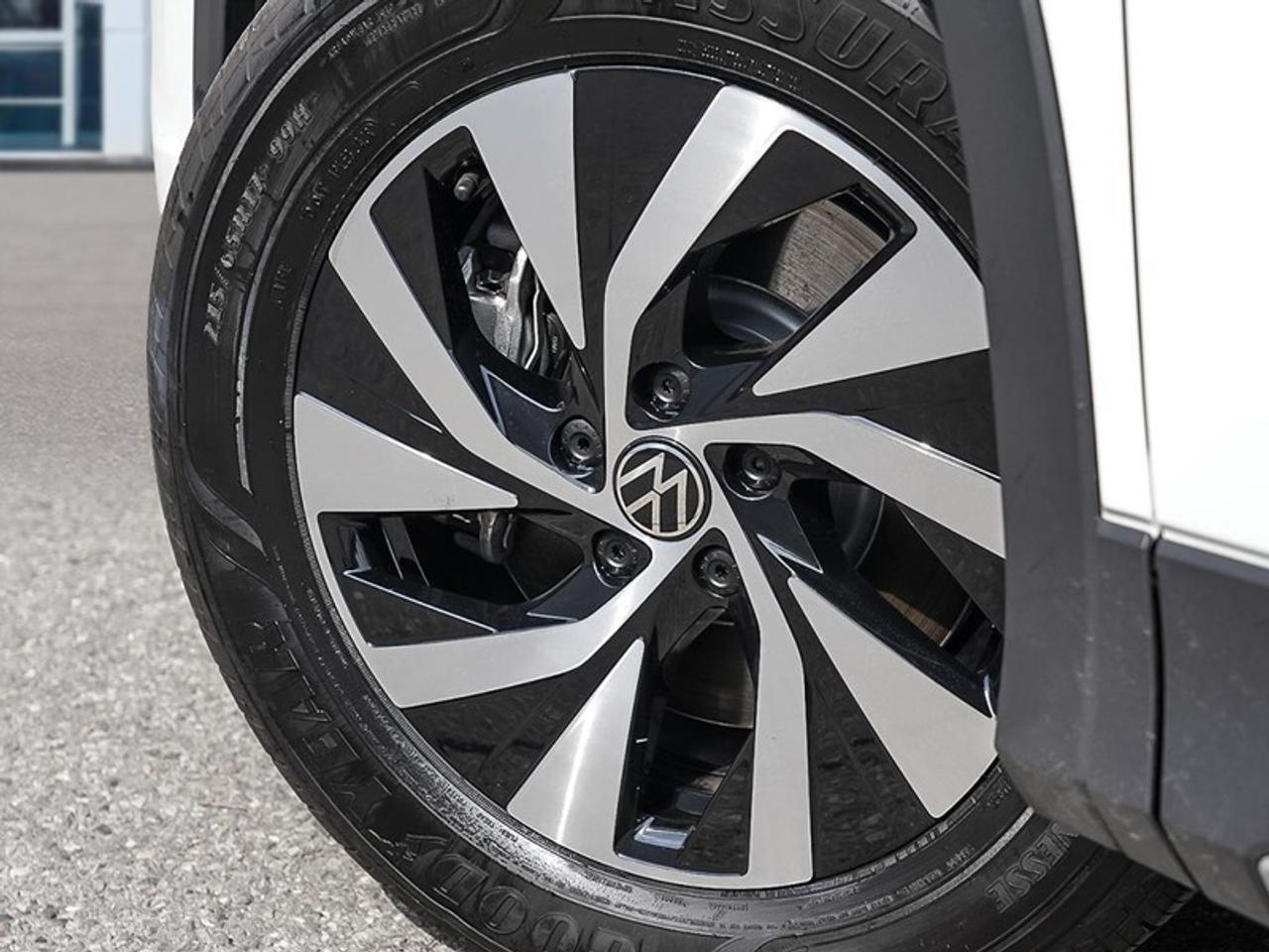 2026 Volkswagen Tiguan Trendline  - Low Mileage Photo