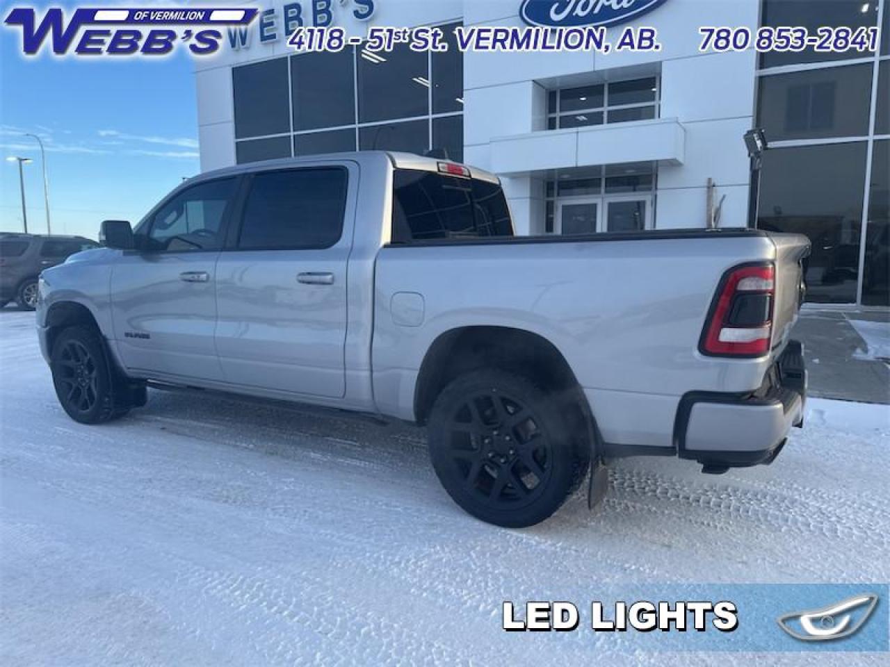 2020 RAM 1500 SPORT Photo3