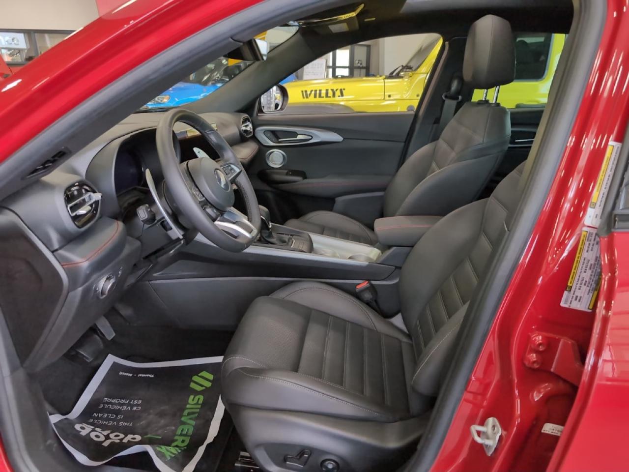 2024 Dodge Hornet R/T Plus PHEV   - Leather Seats Photo