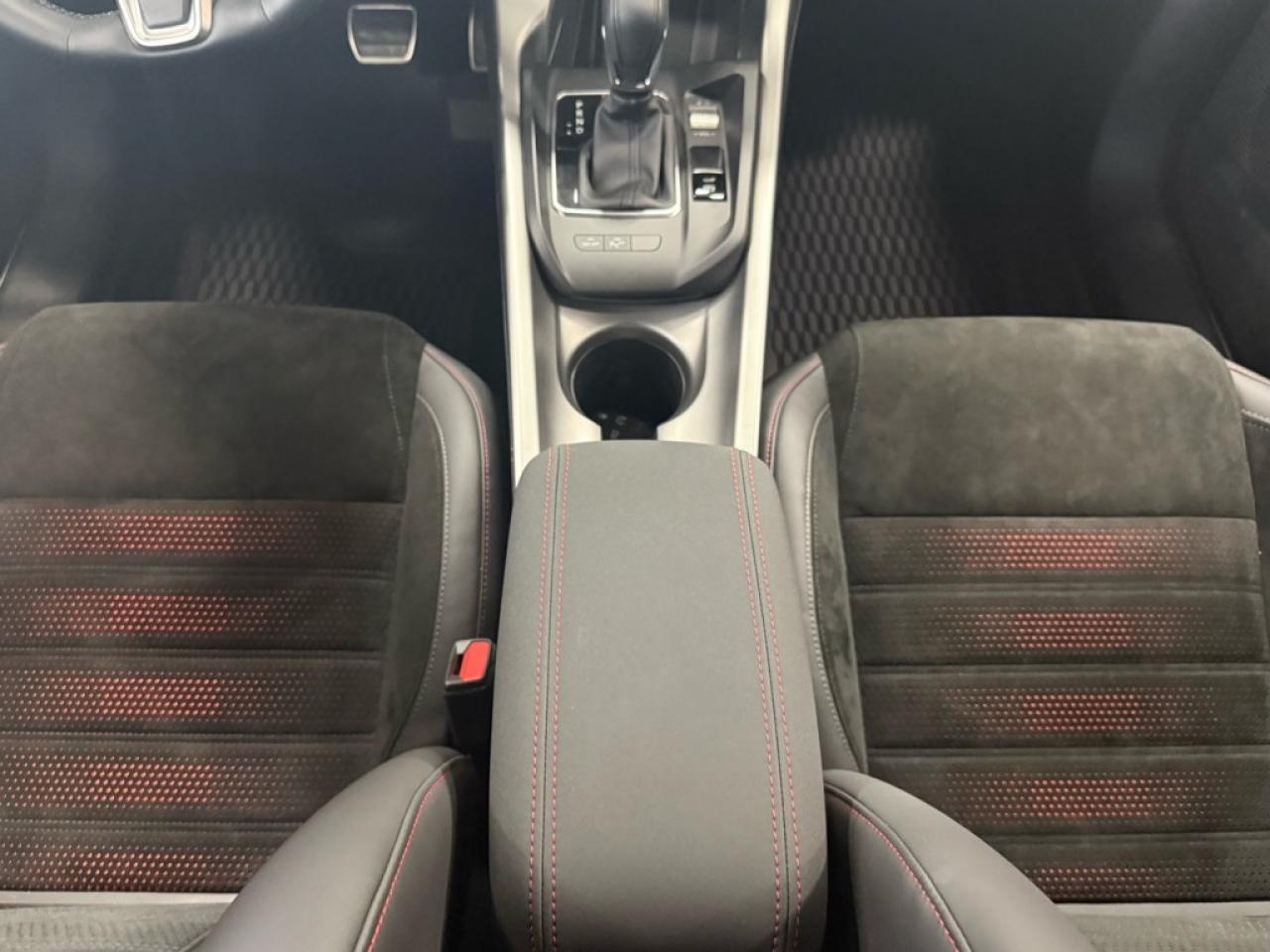 2024 Dodge Hornet R/T PHEV  - Hybrid -  Heated Seats - $109.69 /Wk Photo