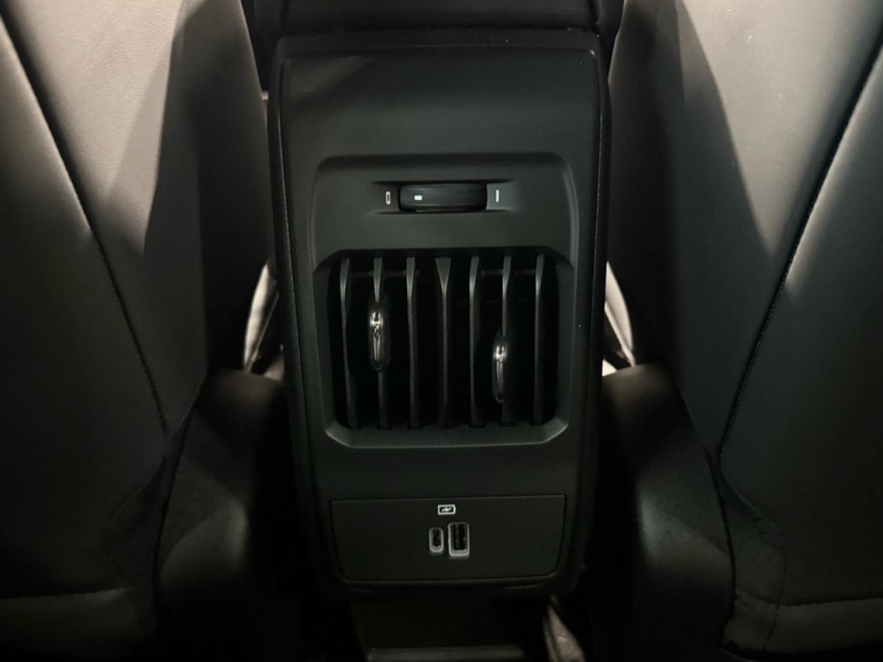 2024 Dodge Hornet R/T PHEV  - Hybrid -  Heated Seats - $95.00 /Wk Photo