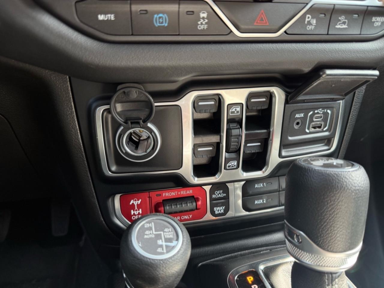 2024 Jeep Wrangler 4xe Rubicon   - Safety Group Photo