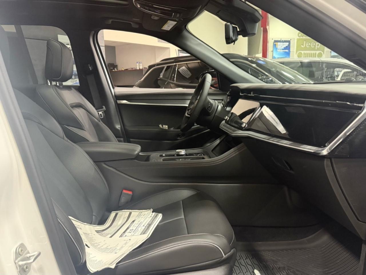 2025 Jeep Wagoneer S All Electric Photo