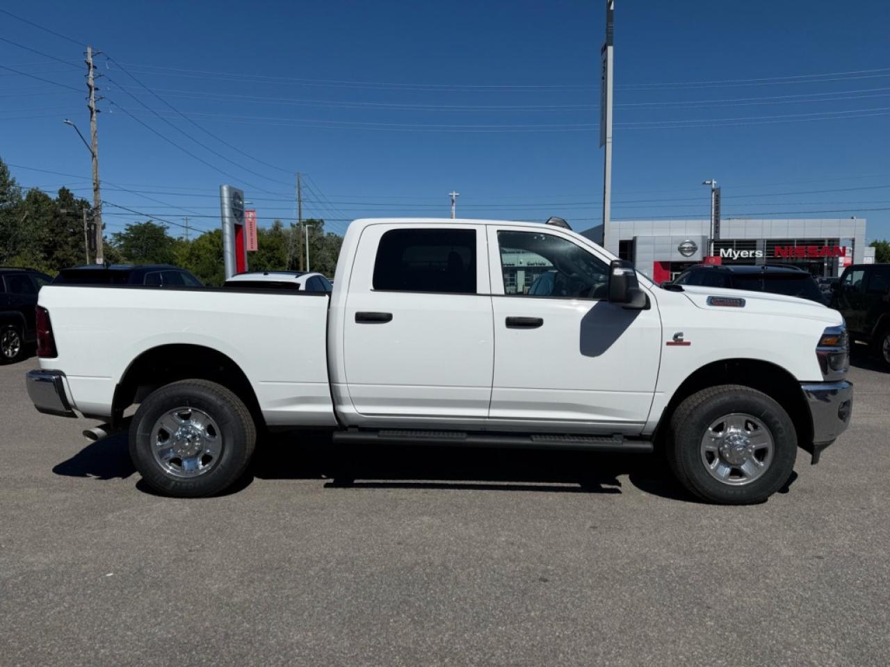 2025 RAM 2500 Tradesman   - Diesel Engine - 5TH wheel ready Photo4