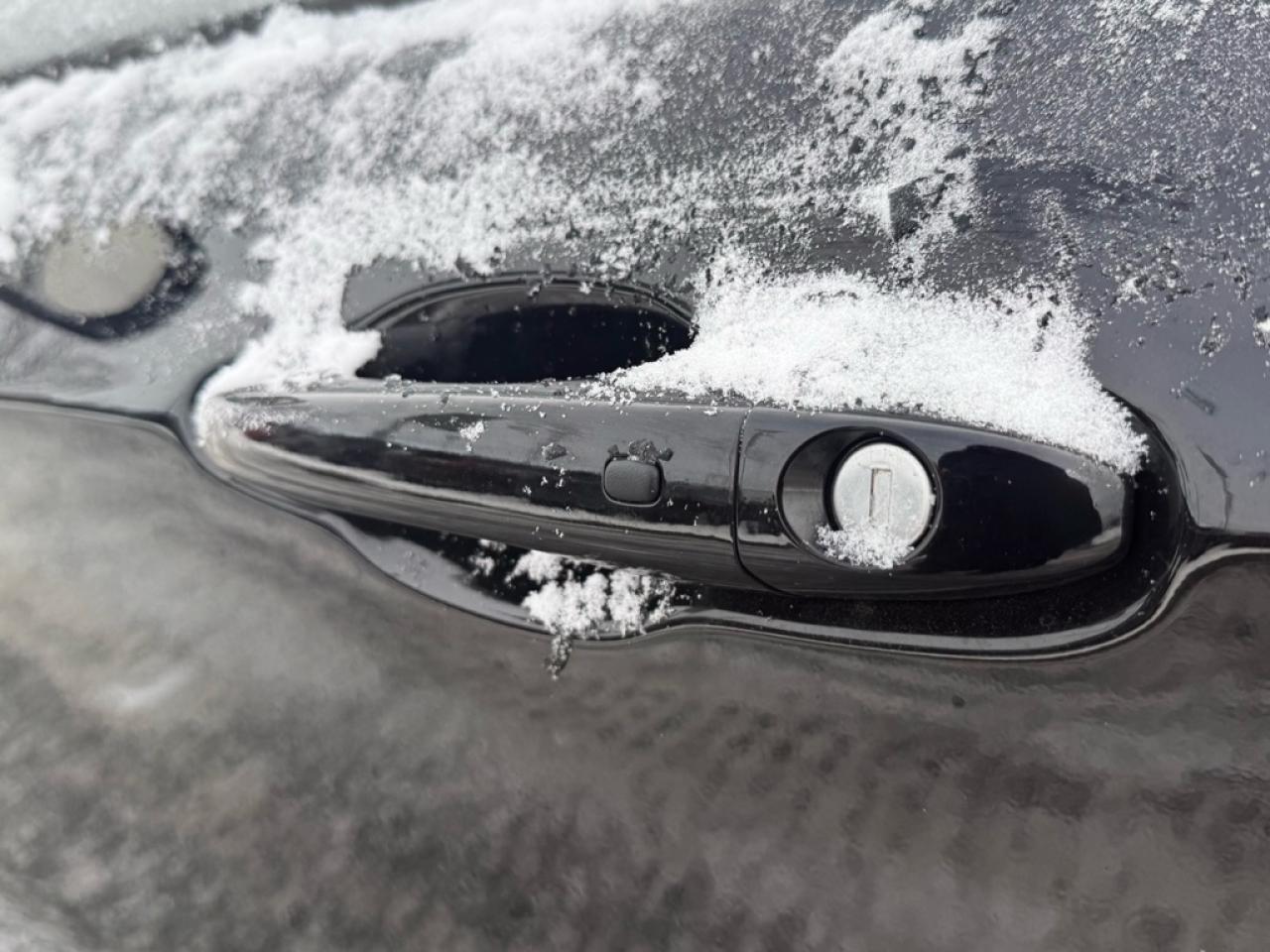 2025 Jeep Compass North  -  Remote Start - $103.96 /Wk Photo