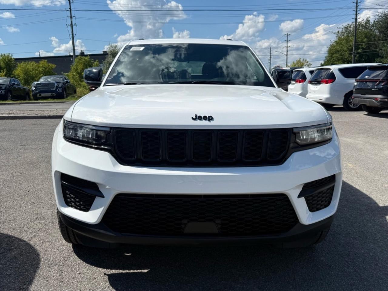 2025 Jeep Grand Cherokee Altitude  - Sunroof - $173.85 /Wk Photo