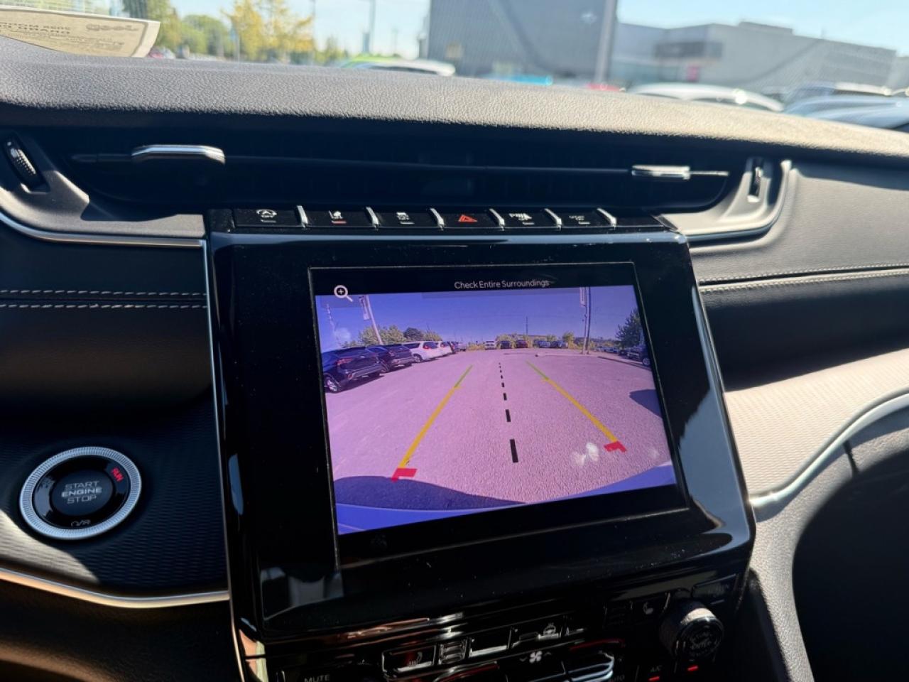 2025 Jeep Grand Cherokee Altitude  - Sunroof - $173.85 /Wk Photo