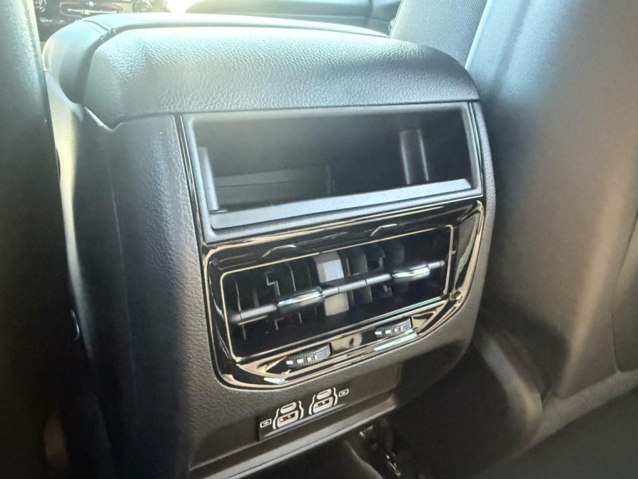 2025 Jeep Grand Cherokee Altitude  - Sunroof - $173.85 /Wk Photo