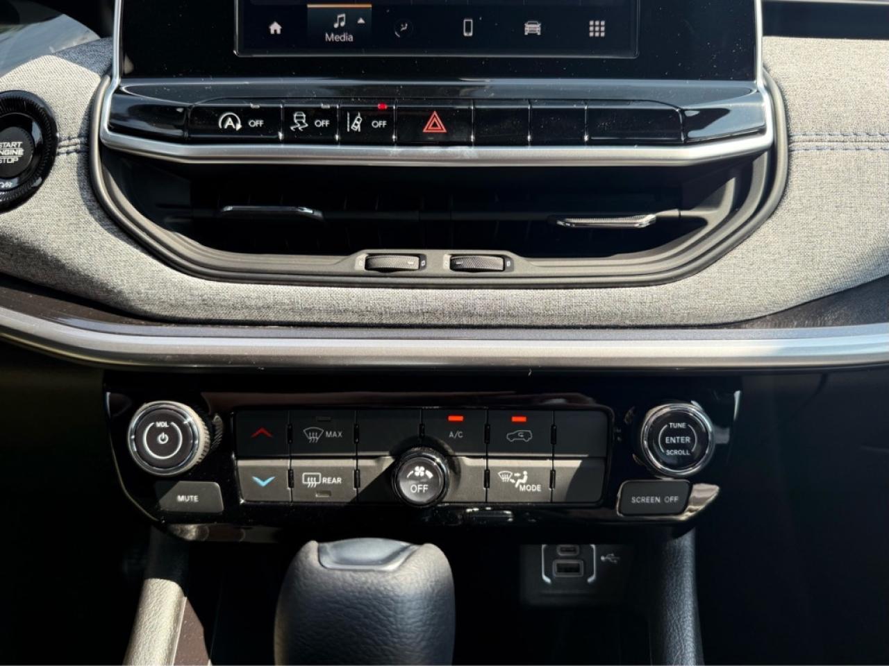 2025 Jeep Compass Sport  - Heated Seats -  LED Lights - $110.95 /Wk Photo