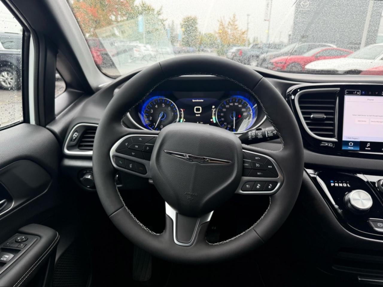 2026 Chrysler Pacifica Select AWD  Heated Seats Photo