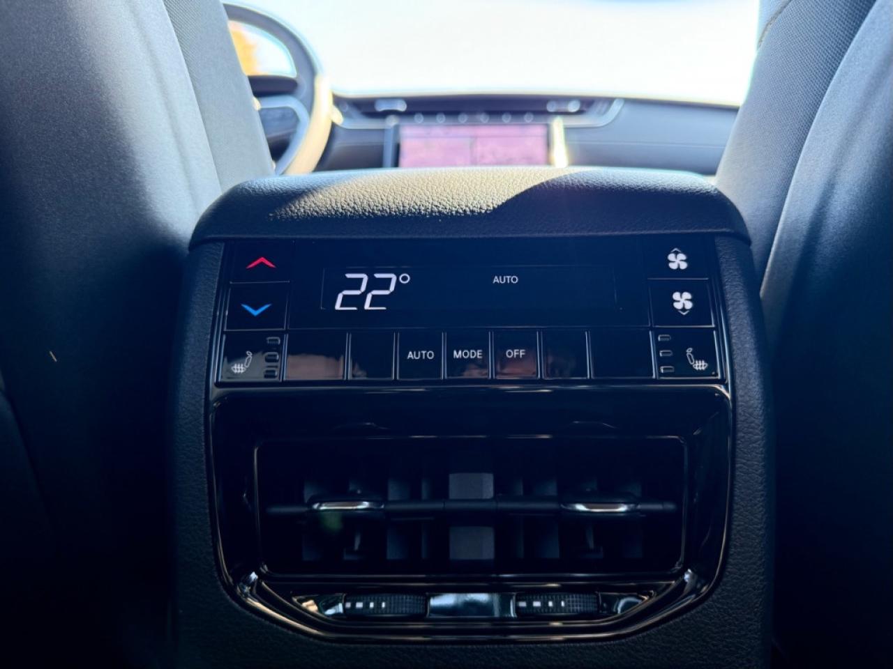 2025 Jeep Grand Cherokee L Limited  - $190.46 /Wk Photo