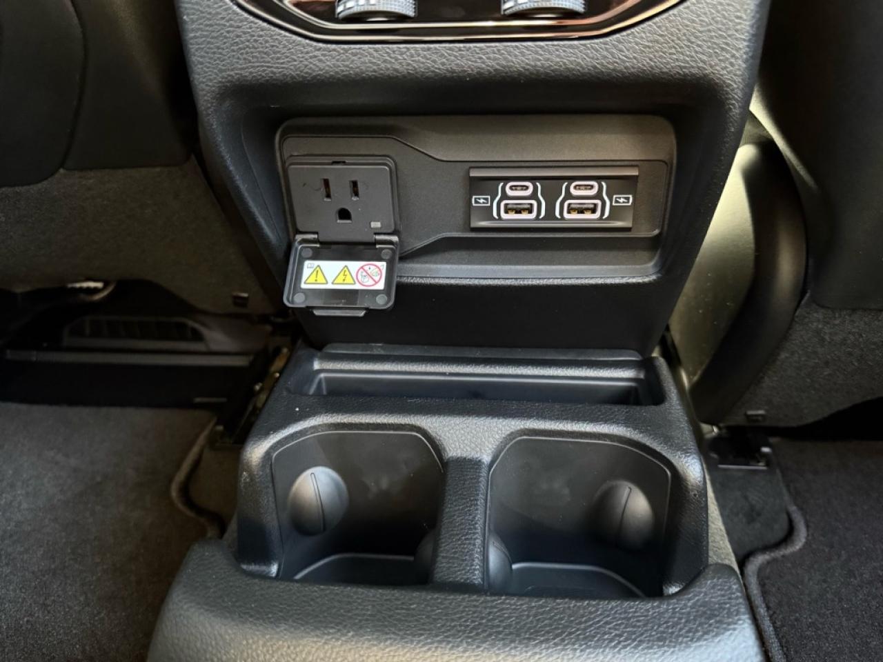 2025 Jeep Grand Cherokee L Limited  - $190.46 /Wk Photo