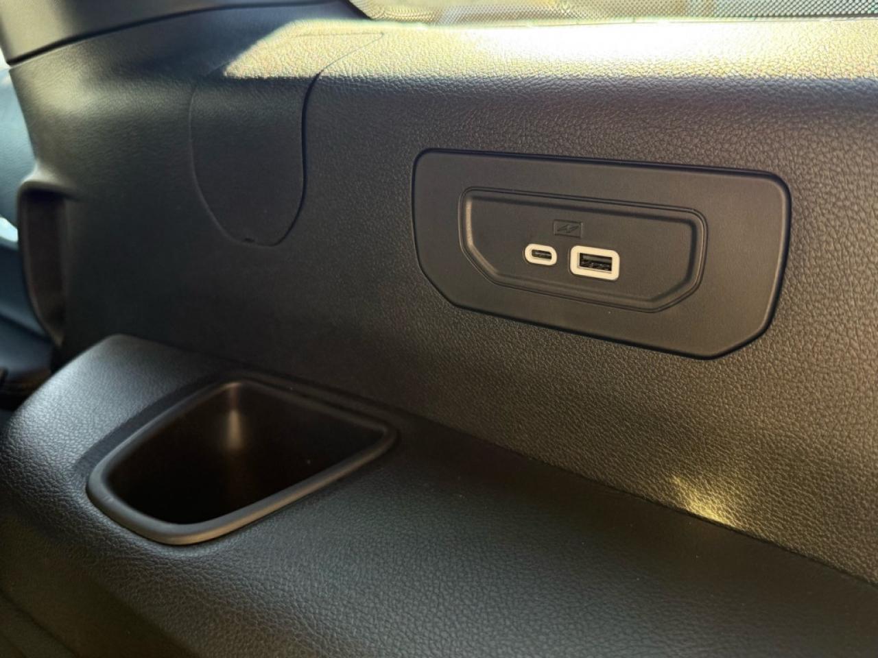 2025 Jeep Grand Cherokee L Limited  - $190.46 /Wk Photo