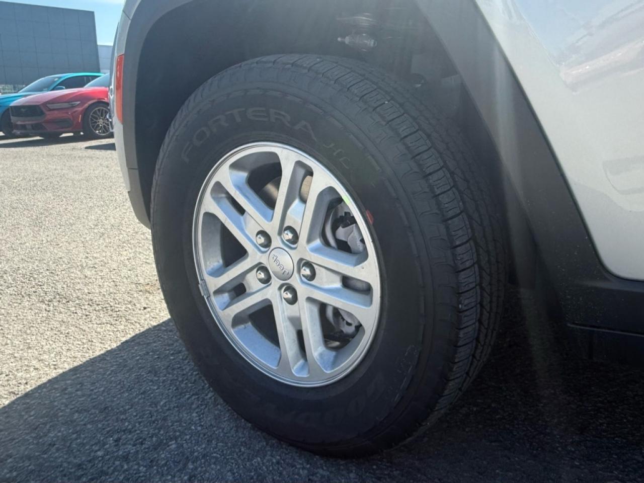 2025 Jeep Grand Cherokee Laredo  - Heated Seats - $160.41 /Wk Photo