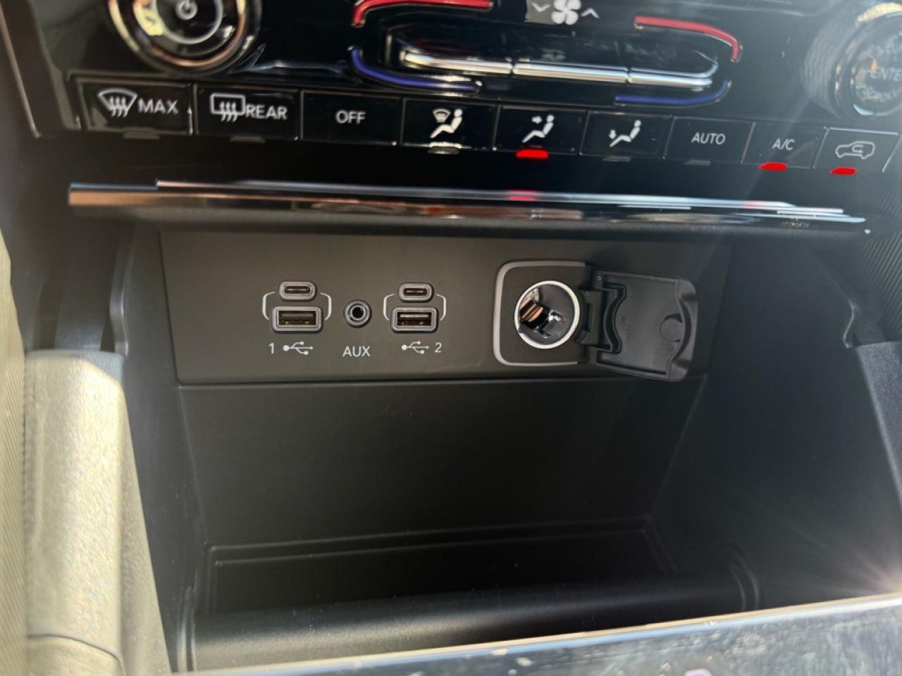 2025 Jeep Grand Cherokee Laredo  - Heated Seats - $163.35 /Wk Photo