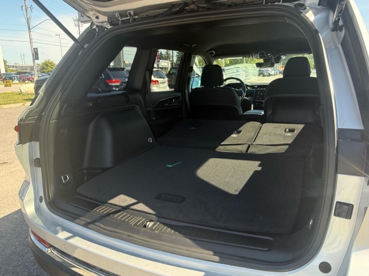 2025 Jeep Grand Cherokee Laredo  - Heated Seats - $163.35 /Wk Photo