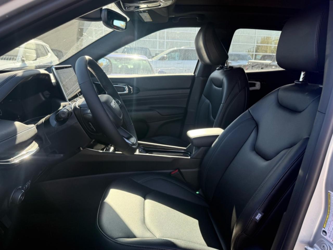 2026 Jeep Compass Limited  - $149.80 /Wk Photo