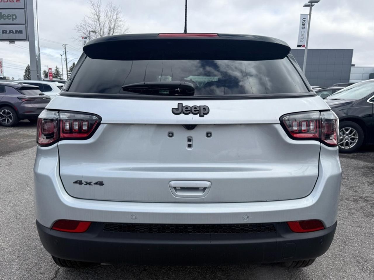2026 Jeep Compass LIMITED Photo