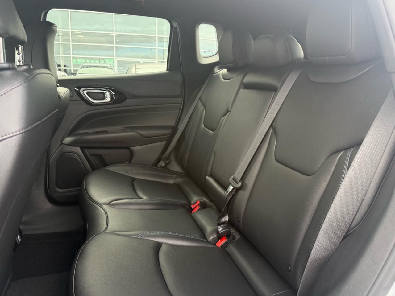 2026 Jeep Compass LIMITED Photo