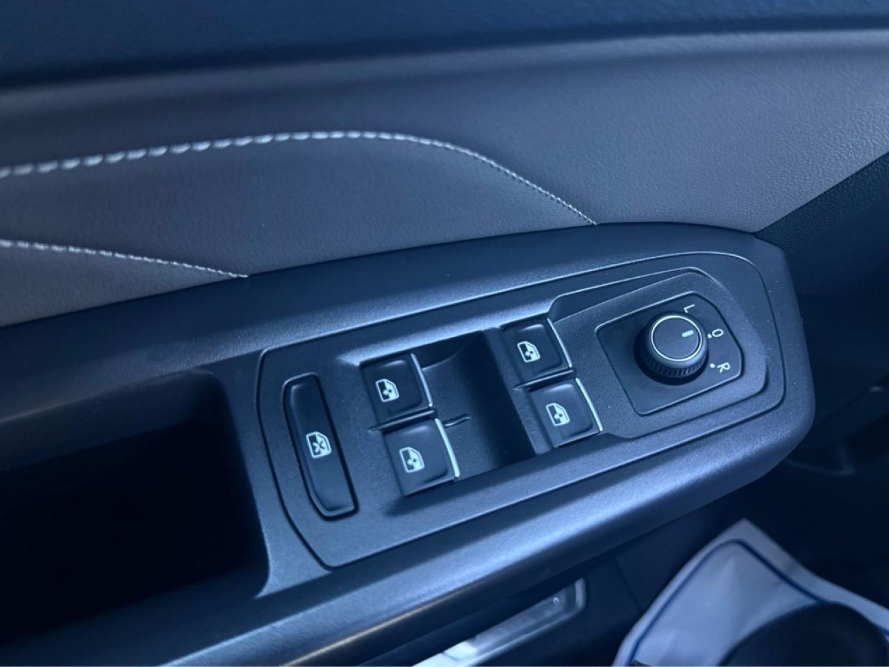 2023 Volkswagen Atlas Highline 3.6 FSI  - Sunroof - $115.88 /Wk Photo