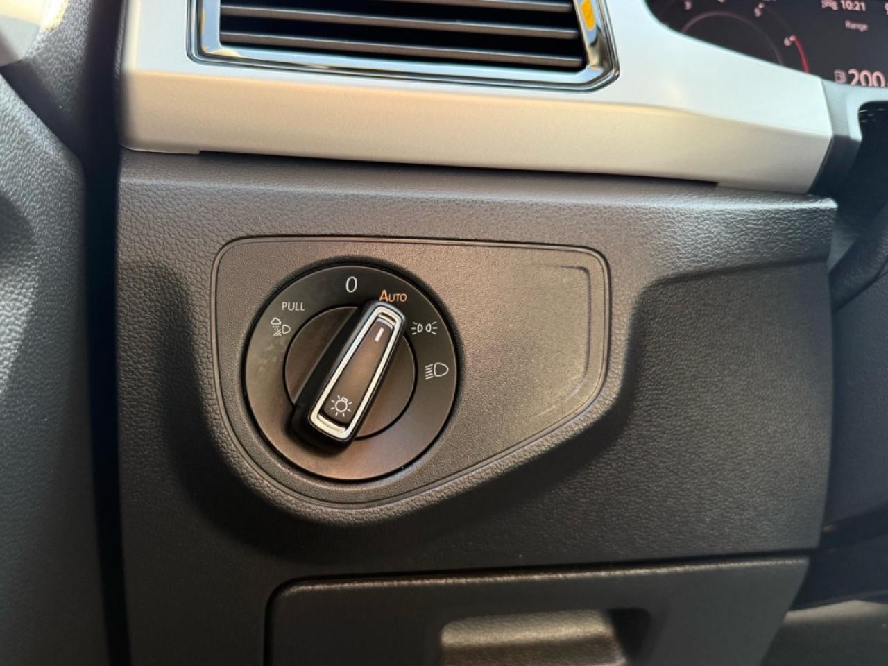 2023 Volkswagen Atlas Highline 3.6 FSI  - Sunroof - $115.88 /Wk Photo