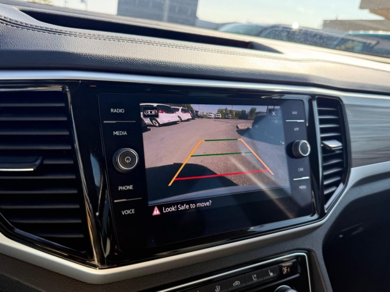 2023 Volkswagen Atlas Highline 3.6 FSI  - Sunroof - $115.88 /Wk Photo